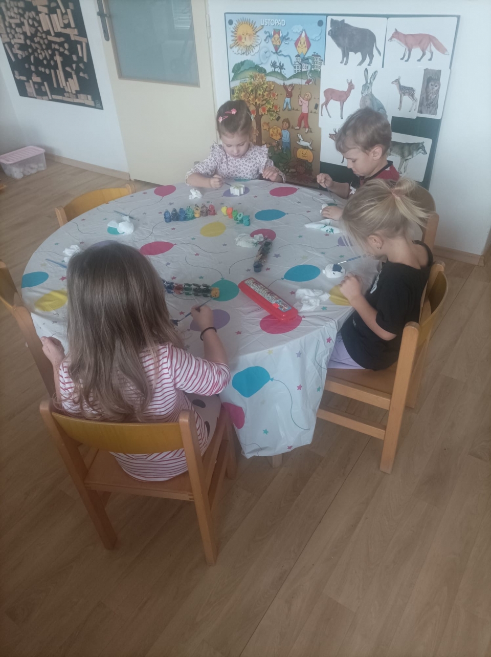 Život má mnoho podob-jiné omalovánky - Projekt MAS HLUČÍNSKO - II.třída