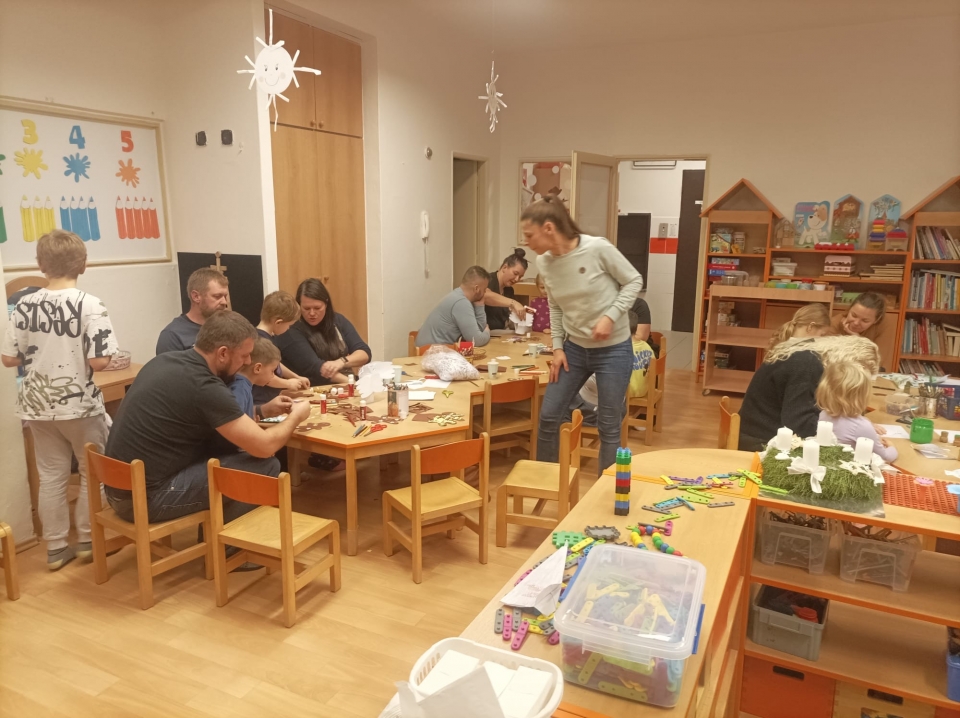 Vánoční dílny s rodiči na II.třídě 