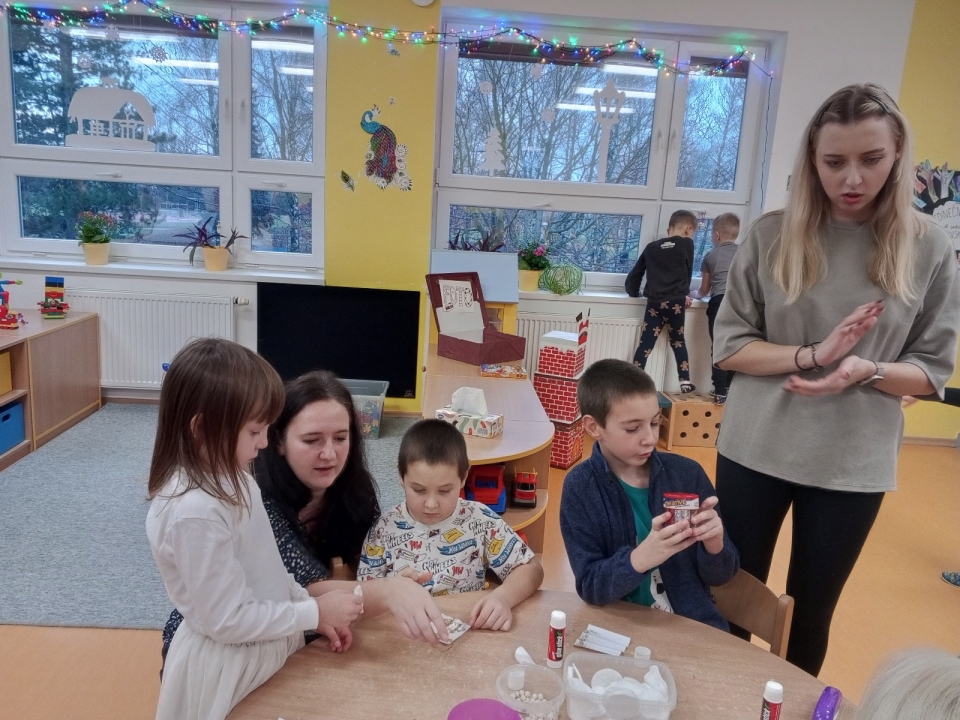 Vánoční dílny s rodiči na VI.třídě 