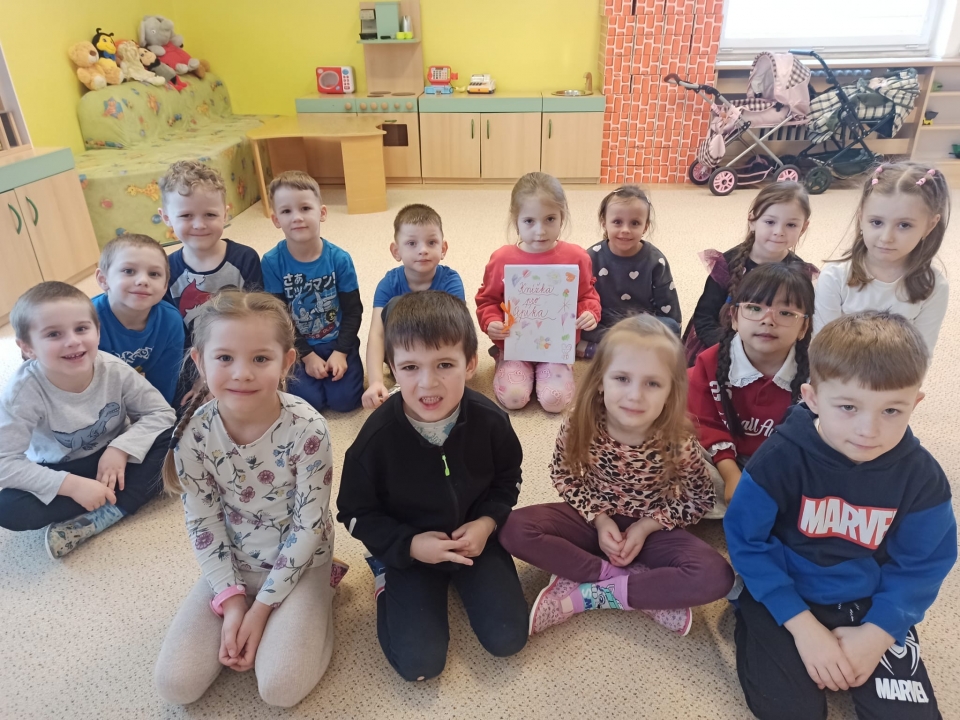 Tvoření obrázkové knížky pro nemocného kamaráda - III.třída