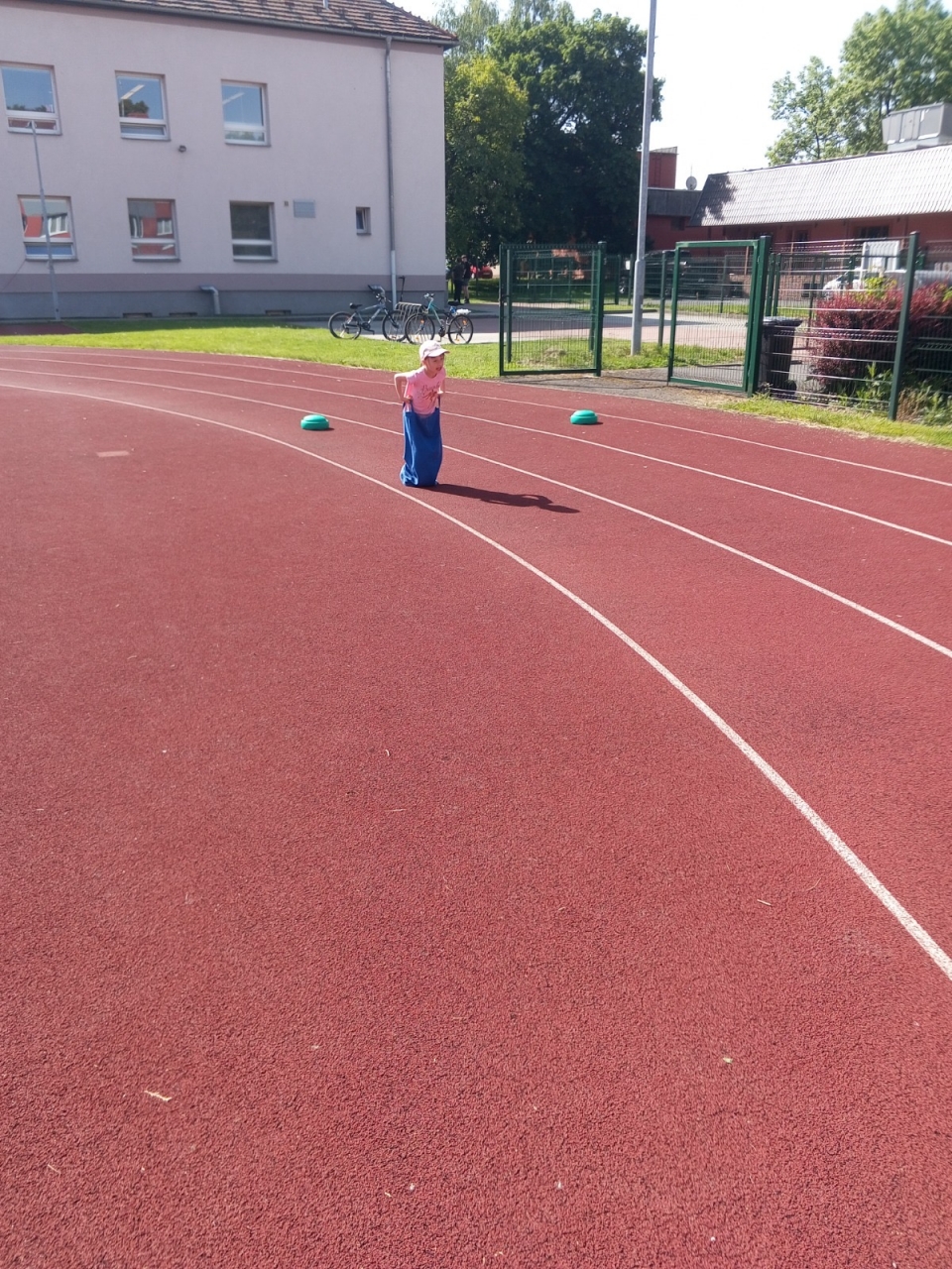 Sportovní den na ZŠ dr.M.Tyrše - VI.třída 