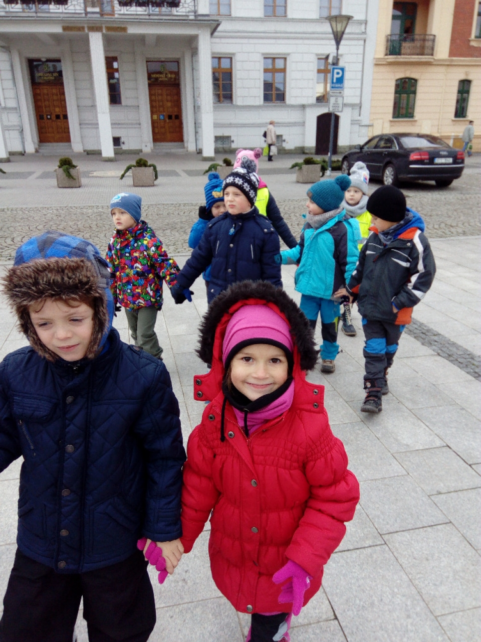 Pohoda u adventního věnce na náměstí-III.třída